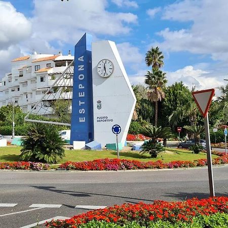 Estepona Port Beachside Apartment - Marina Bay Exteriér fotografie