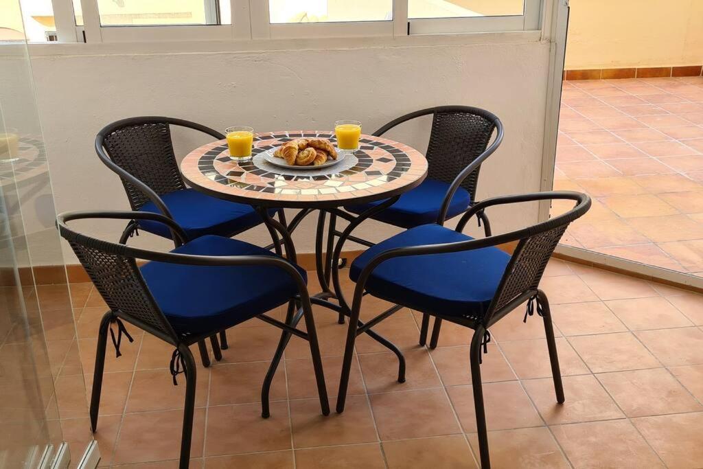 Estepona Port Beachside Apartment - Marina Bay Exteriér fotografie