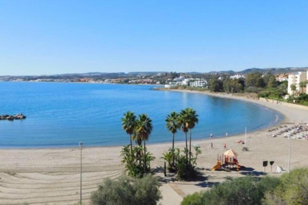 Estepona Port Beachside Apartment - Marina Bay Exteriér fotografie