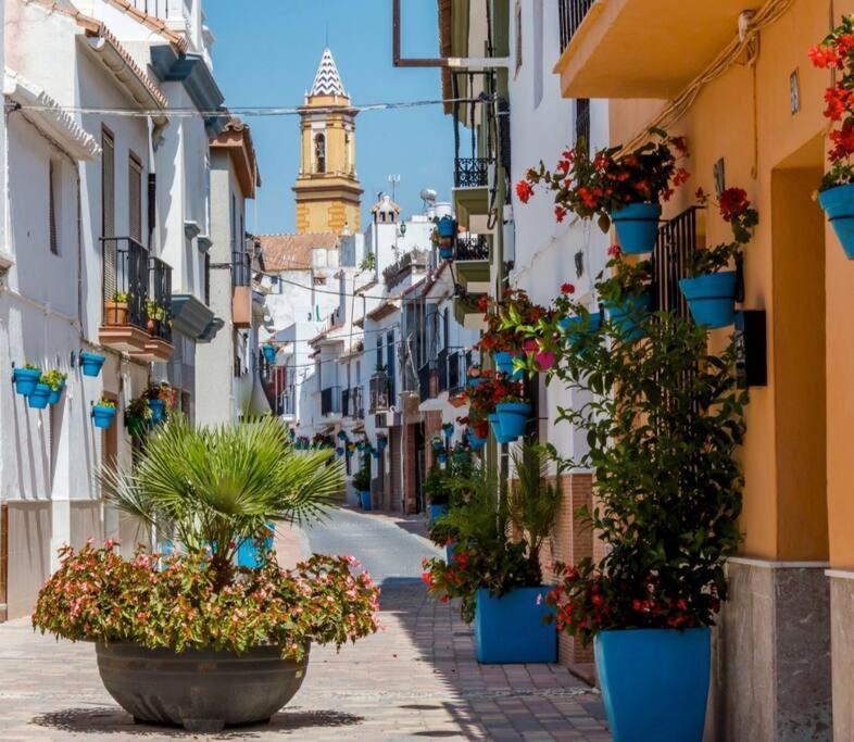 Estepona Port Beachside Apartment - Marina Bay Exteriér fotografie