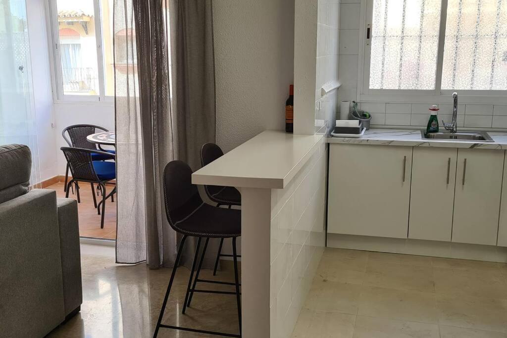 Estepona Port Beachside Apartment - Marina Bay Exteriér fotografie